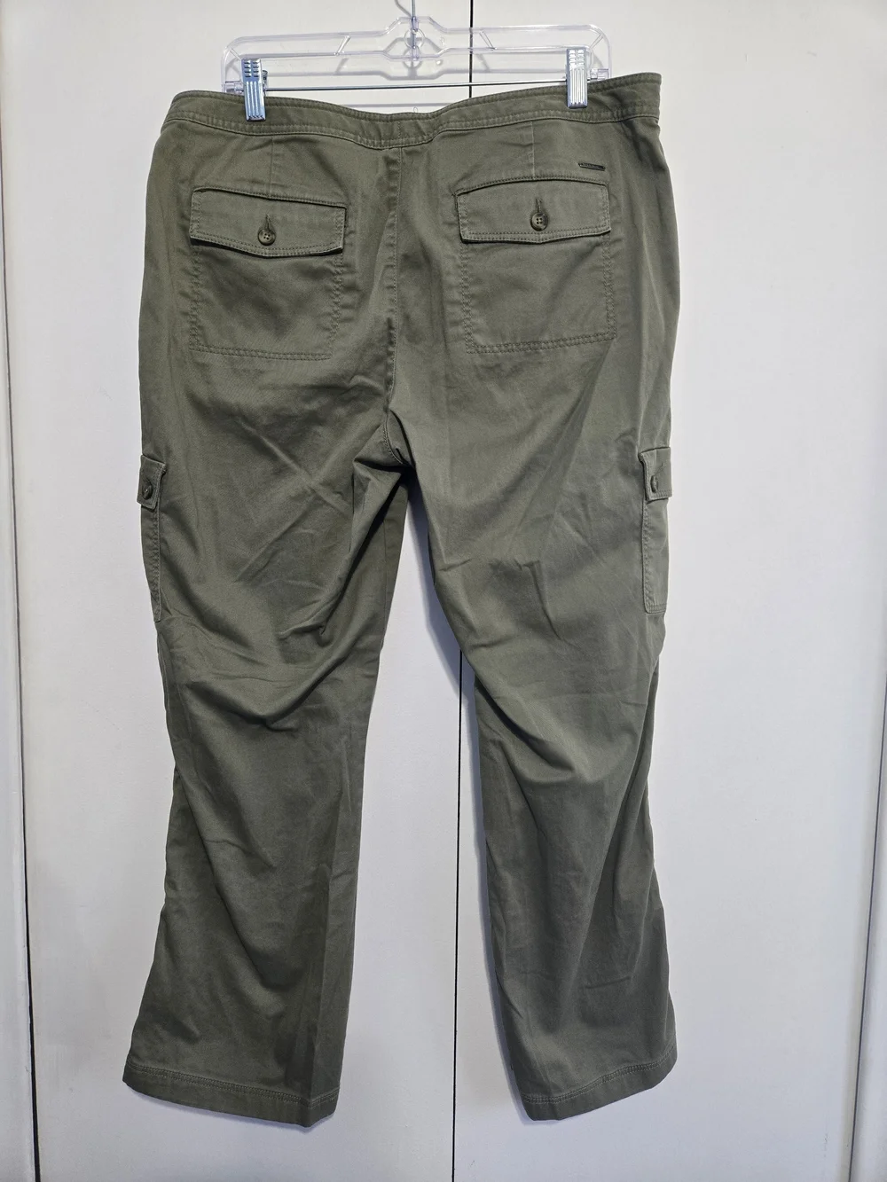 L.L.Bean Favorite Fit Olive Green Cargo Pants Women’s 16 Petite - Picture 5 of 7